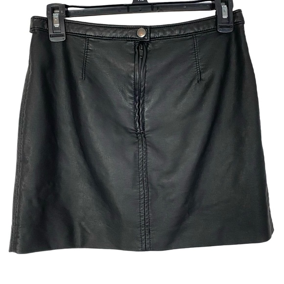 Free People Faux Midnight Magic Vegan Leather Mini Skirt Womens 0 XS Black Faux - Picture 3 of 13